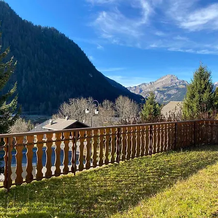 A Chatel, 4 Pers, Parking Prive, Terrasse, Proche Centre - Fr-1-693-115 Apartment *